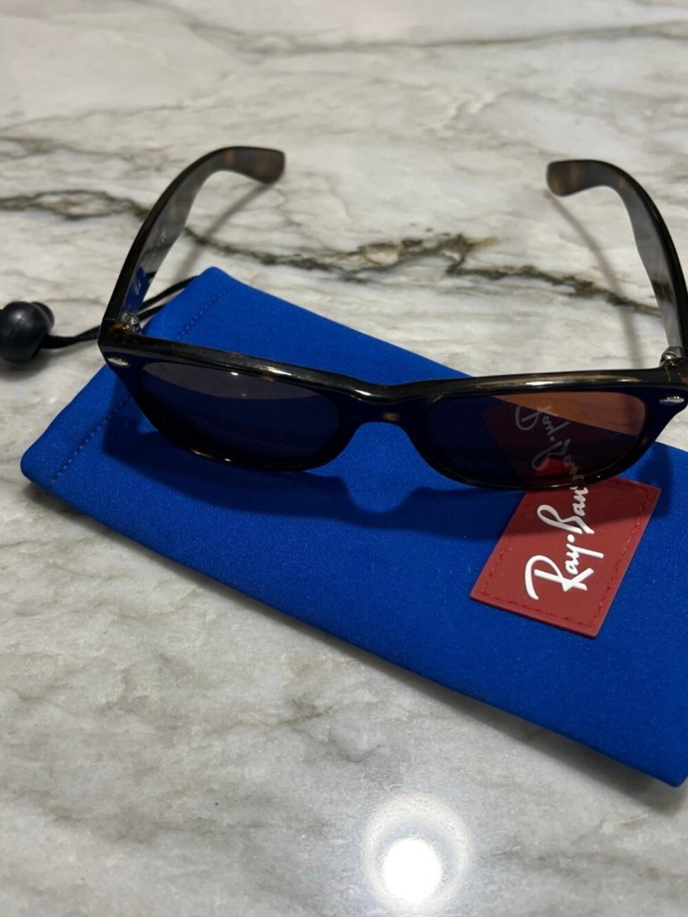 Ray-Ban Sunglasses with Blue Pouch
